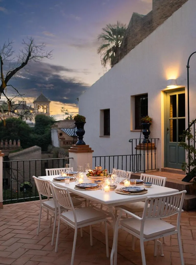 Tiempo Y Silencio By Grupo Cappuccino Villa Seville Spain